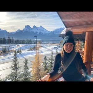 Meet your Posher, Virginia